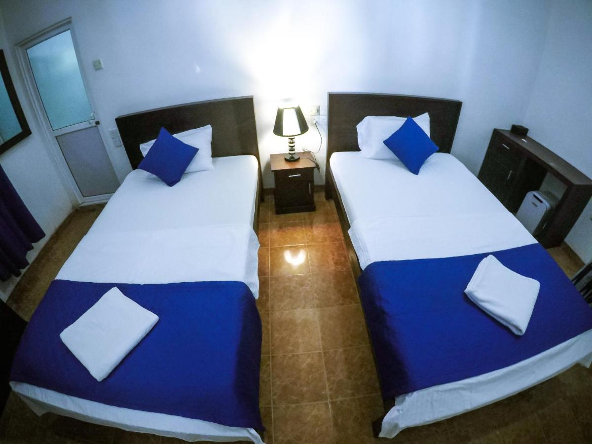 Mirissa Blue Whale Holiday Hotel Екстер'єр фото