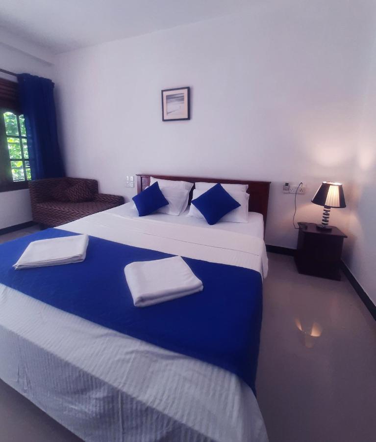 Mirissa Blue Whale Holiday Hotel Екстер'єр фото